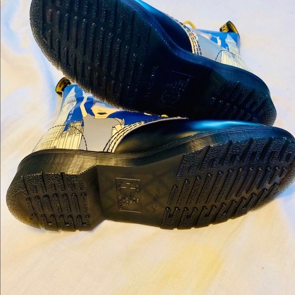 ❌❌❌SOLD❌❌❌RARE HTF Beavis & Butthead Dr. Martens - Picture 5 of 6